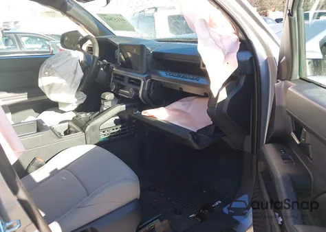 2024 Toyota Tacoma Double Cab from USA, damaged, VIN 3TMLB5JN6RM052743